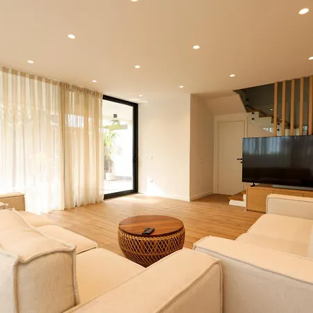 Villa Sanpietro Vacation